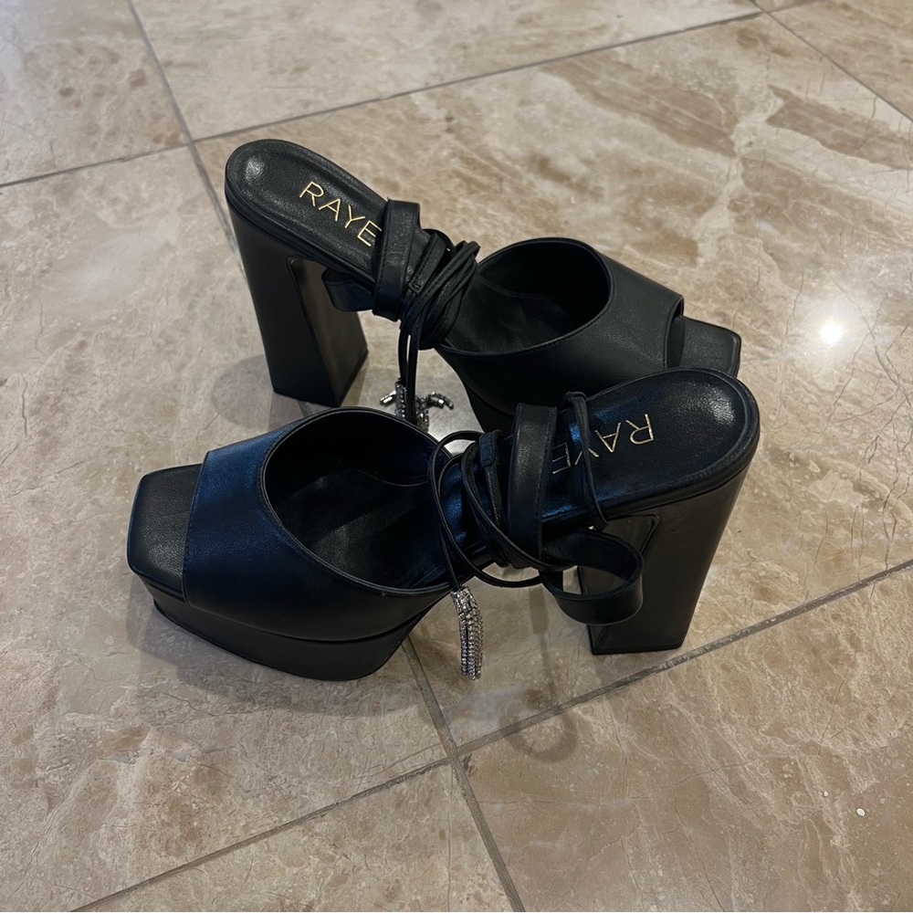 Raye Heels - Picture 3 of 3